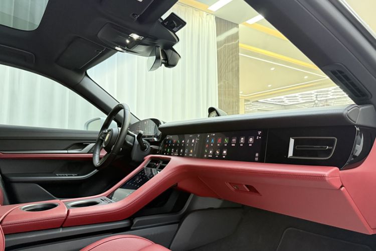 Used Porsche Taycan 2022 Taycan 4 Cross Turismo
