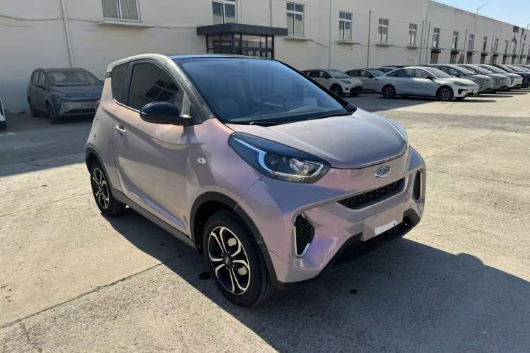 Used Chery QQ Little Ant 2021 150 000 Yuan Ant Fan Edition Ant Trend Version Lithium-Ion Battery Exterior 2
