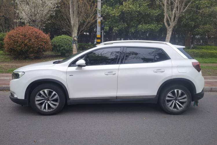 Used DS 6 2014 1.6T Luxury Edition THP160 Exterior 2