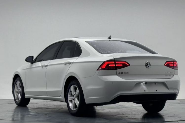 Used Volkswagen Lamando 2015 230TSI DSG Fashion Edition Exterior 3