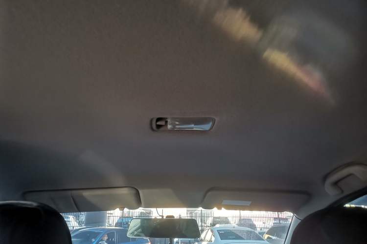 Used Nissan Livina 2015 1.6XE CVT Comfort Edition Headliner