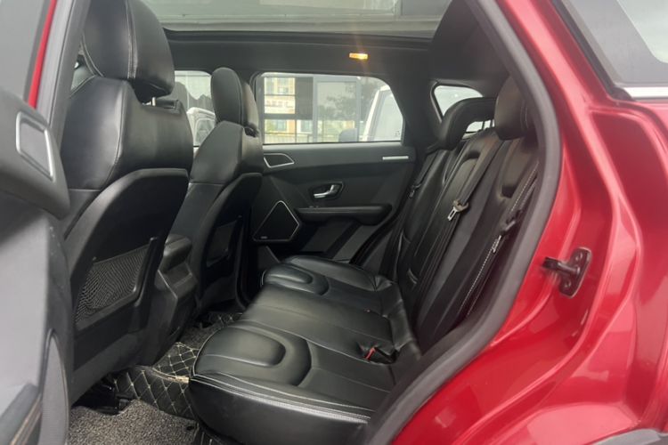 Used Land X7 2015 2.0T Panoramic Luxury Edition
