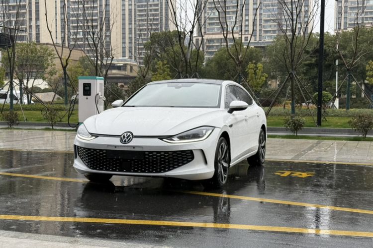 Used Volkswagen Lamando 2023 Lavida L 280TSI DSG Cool & Spicy Edition