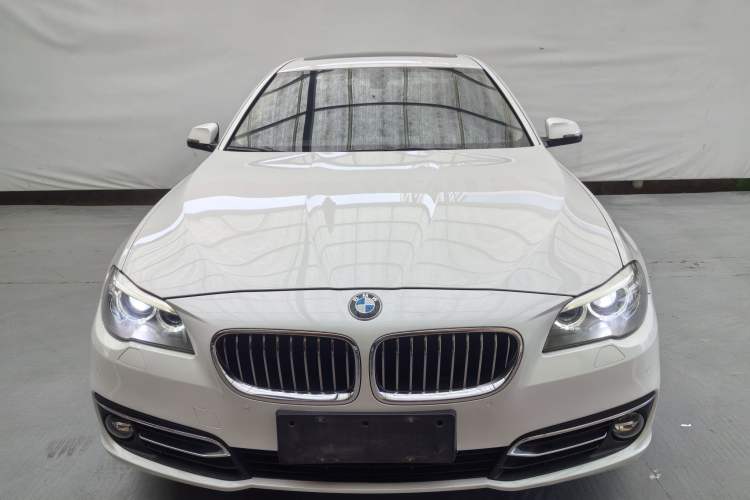 Used BMW 5 Series 2014 525Li Luxury Design Package