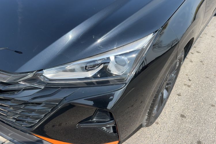 Used Dongfeng Aeolus Yixuan 2023 Mach Edition 1.5L Automatic Chasing Wind Version Left Front Headlight