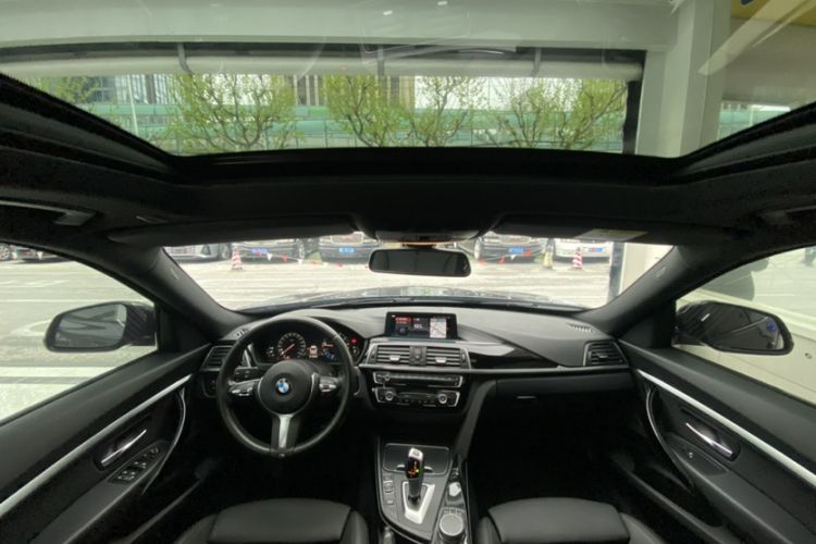 Used BMW 3 Series GT 2019 320i M Sport Package Interior 9