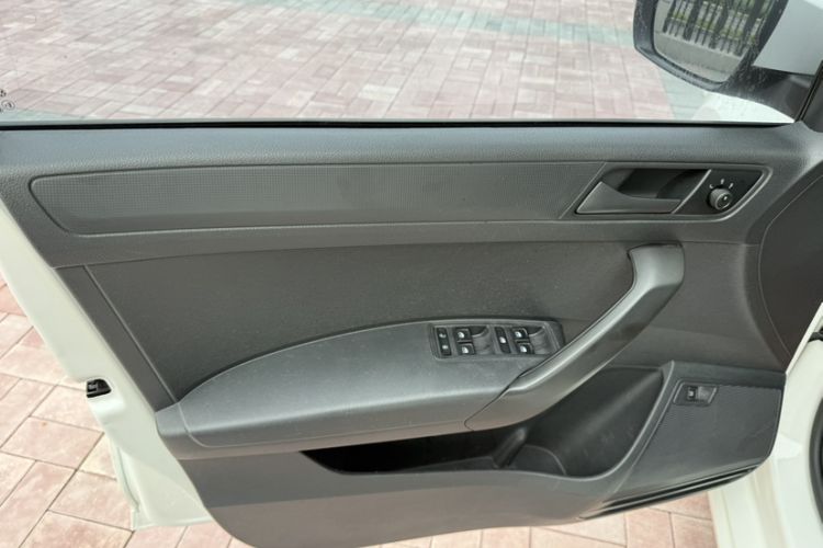 Used Volkswagen Santana 2019 1.5L Manual Fashion Edition China VI Standard Interior 6