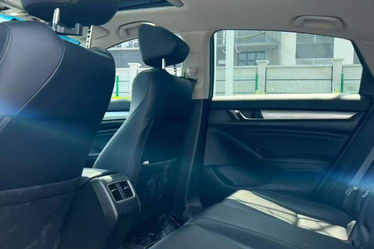 Used Honda Accord 2018 260TURBO Elite Edition China VI Interior 3