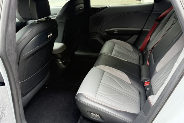 Used Zeekr 007GT 2025 Four-Wheel Drive Intelligent Driving Version 75 kWh Interior 6