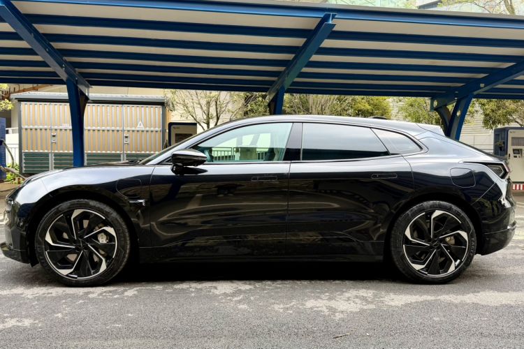 Used Zeekr 001 2023 WE Edition 86 kWh
