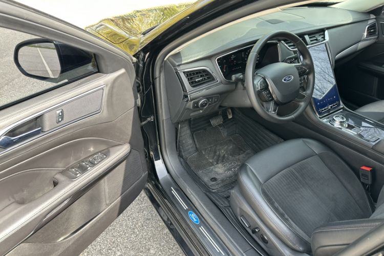 Used Ford Taurus 2019 EcoBoost 245 Comfort Edition
