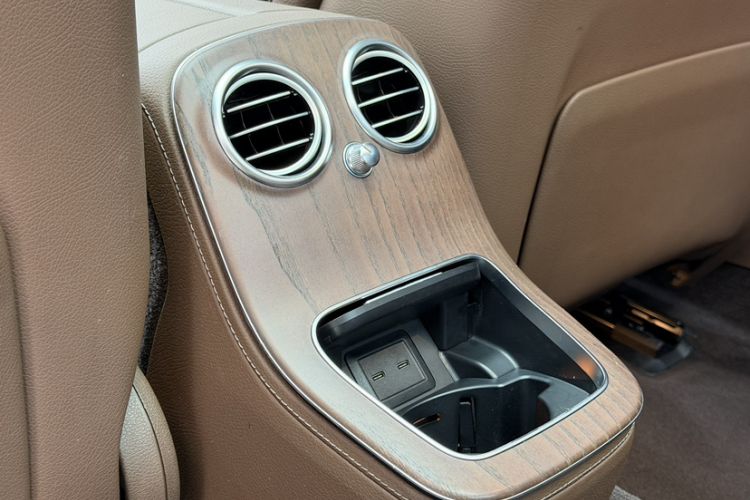 Used Mercedes-Benz E-Class 2021 Facelift E 300 L Stylish Edition