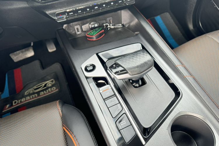 Used CHANGAN OSHAN X7 PLUS 2022 1.5T Blue Whale Edition Automatic ZhiZun Model
