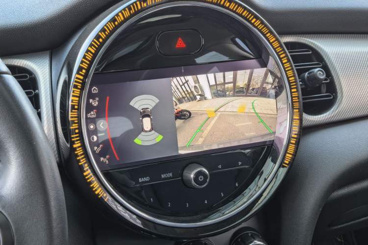 Used MINI MINI 2022 1.5T COOPER Classic Edition