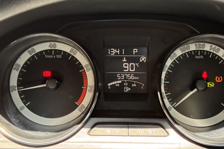 Used Skoda Kamiq 2018 1.5L Automatic Comfort Edition China VI Standard Interior 9