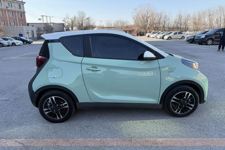 Used Chery Little Ant 2022 Sweet Pink Edition Low-Sugar Version Lithium Iron Phosphate 29.2 kWh 30 kW 301 km