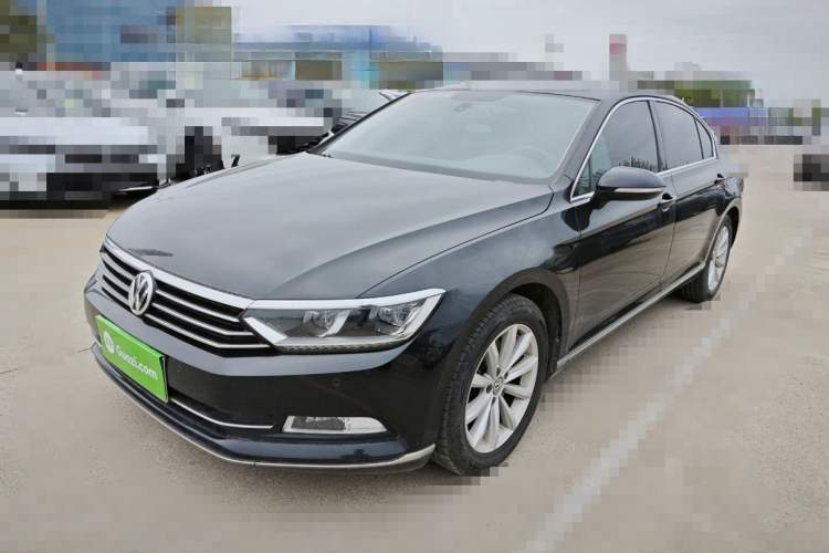 Used Volkswagen Magotan 2019 330TSI DSG Leading Model China VI Standard