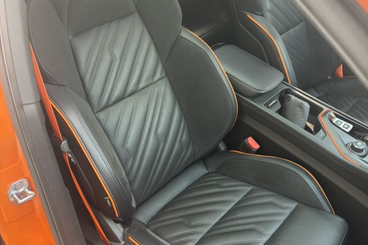 Used Lynk & Co 02 Hatchback 2021 2.0TD Halo Driving Control Kit Edition