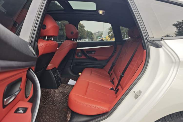 Used BMW 3 Series GT 2020 320i M Sport Night Edition
