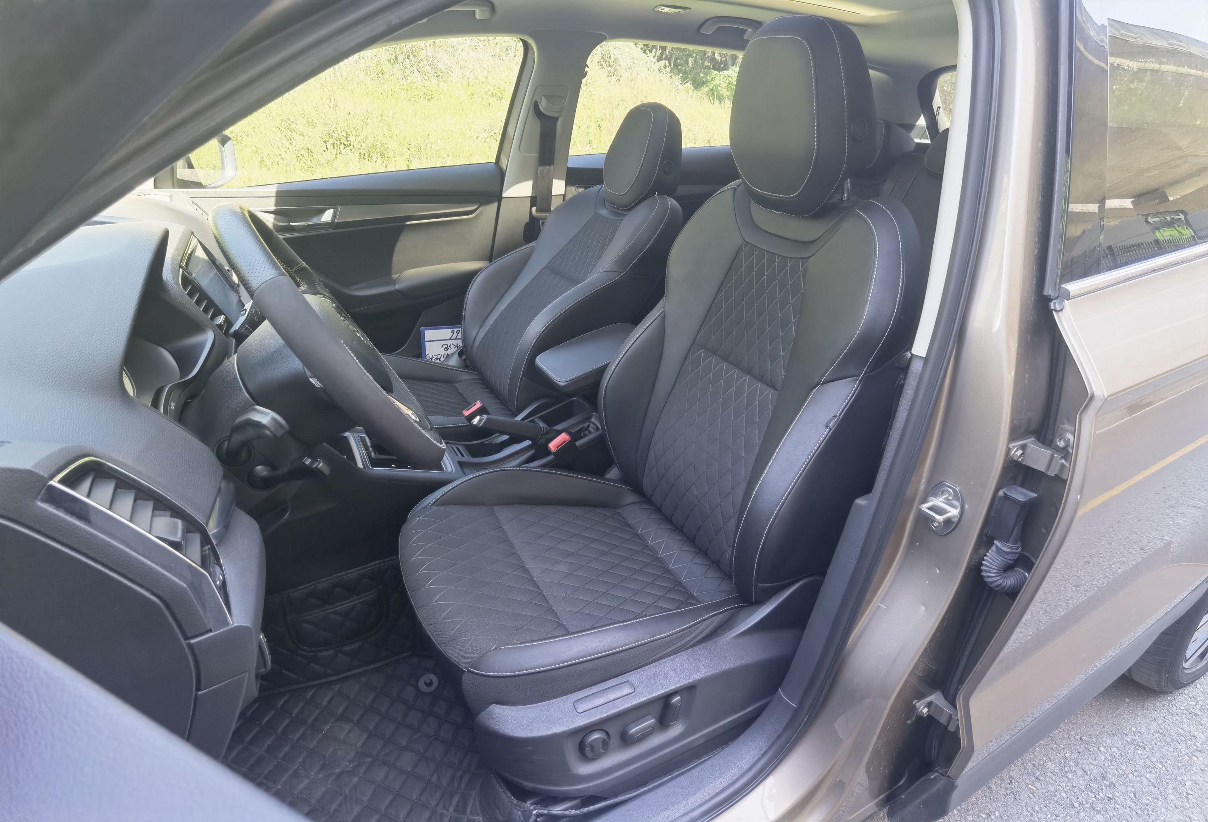 Interior delantero