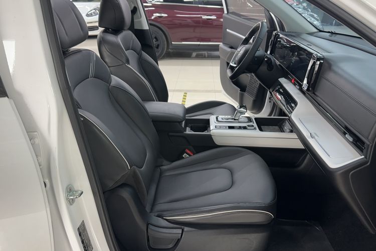 Used Hyundai ix35 2023 Musso 2.0L Deluxe Edition DLX Right Front Seat