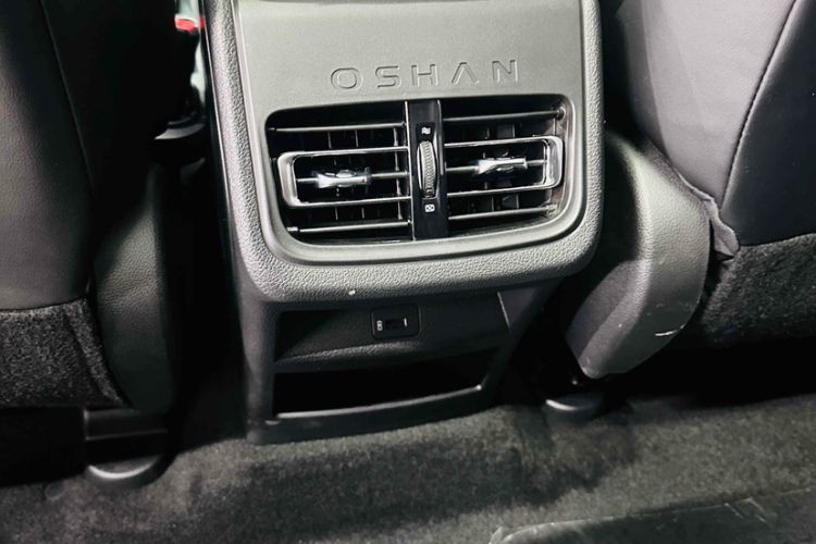 Used Oshan X7 PLUS 2022 1.5T Blue Whale Edition Automatic Luxury Trim
