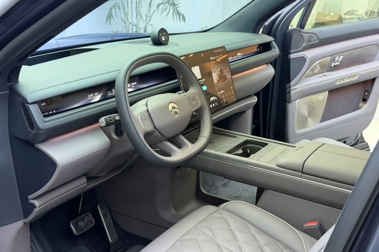 Used Nio ES8 2026 Model 6-seat Executive Signature Edition Interior 5