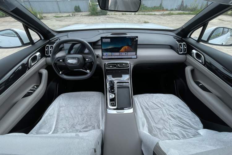 Used Geely Auto FX11 2025 4th Generation 1.5TD DCT – Setting Sail