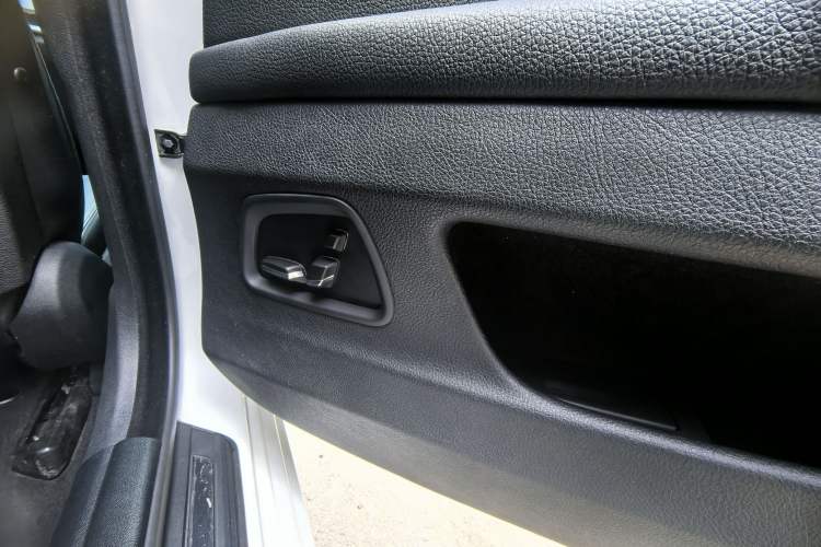 Used BMW 5 Series 2014 520Li Elegant Model