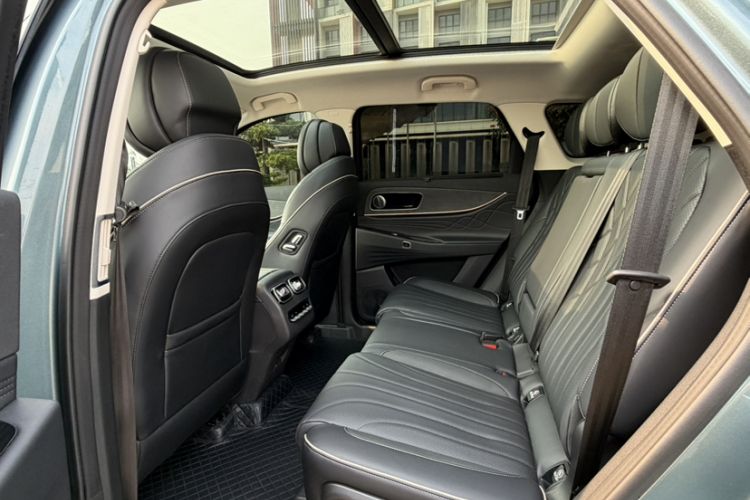 Used Chery Tiggo 9 2023 2.0T Dual-Clutch Two-Wheel Drive Prestige Version 5 Seats Interior 6