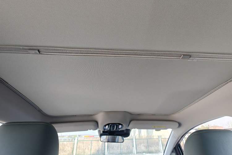 Used AION V 2023 Plus 70 Smart Enjoyment Seven-Seater Edition Ternary Lithium Headliner