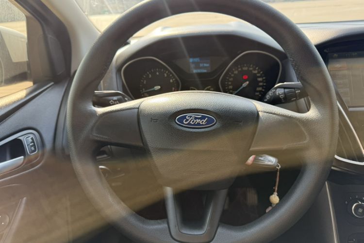 Used Ford Focus 2015 Hatchback 1.6L Automatic Comfort Model