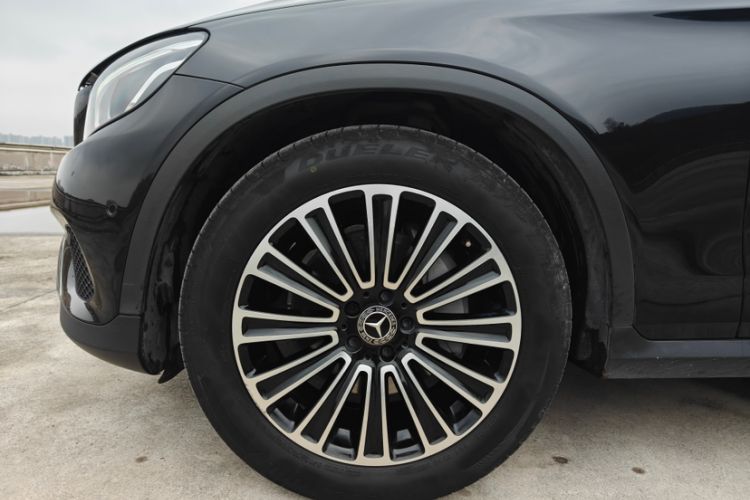 Used Mercedes-Benz GLC 2019 GLC 200 L 4MATIC Exterior 3