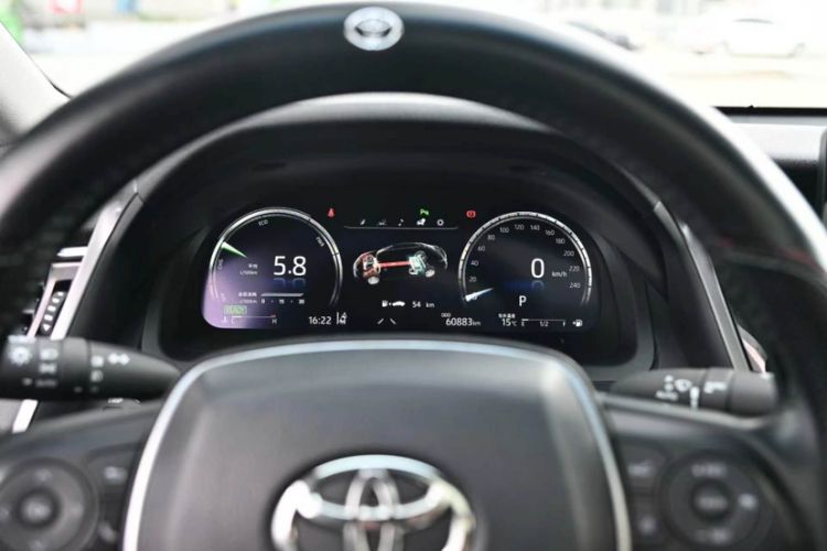 Used Toyota Camry 2021 Dual-Motor 2.5HG Luxury Edition Odometer Close Up