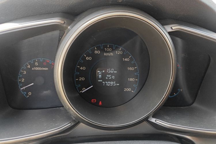 Used CHANGAN OSHAN CX70 2016 1.6L Manual Elite Model Odometer Close Up