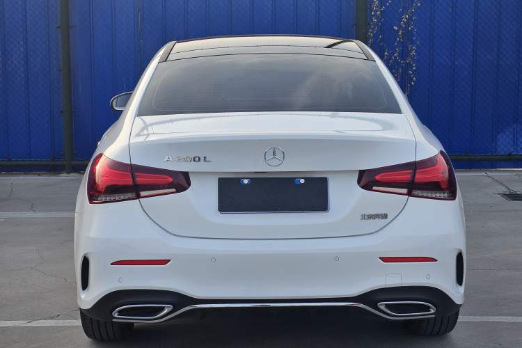 Used Mercedes-Benz A-Class 2022 Second Facelift A 200 L Sport Sedan Fashion Version Exterior 4