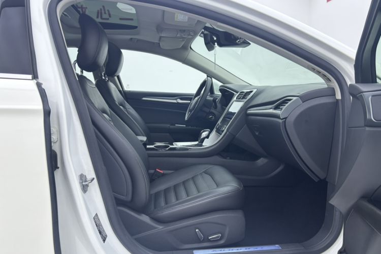 Used Ford Mondeo 2013 1.5L GTDi180 Fashion Edition Right Front Seat