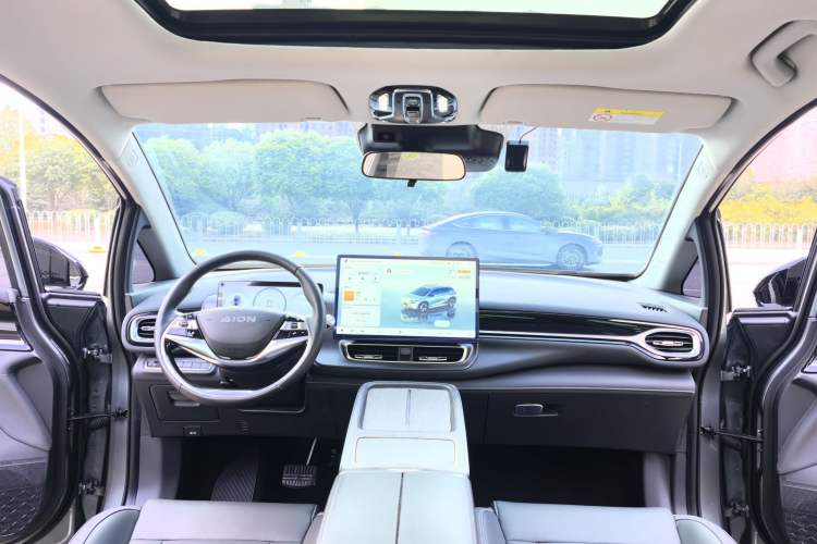 Used AION V 2023 Plus 70 Smart Tech Edition Ternary Lithium Interior 3