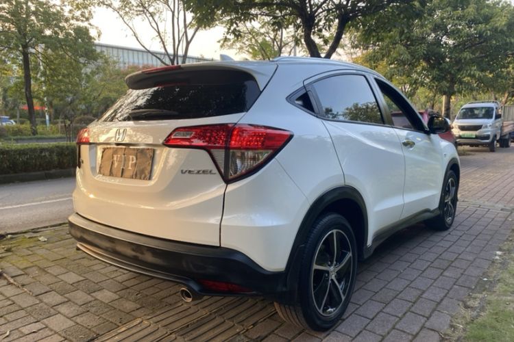 Used Honda Vezel 2020 1.5L CVT Pioneer Edition
