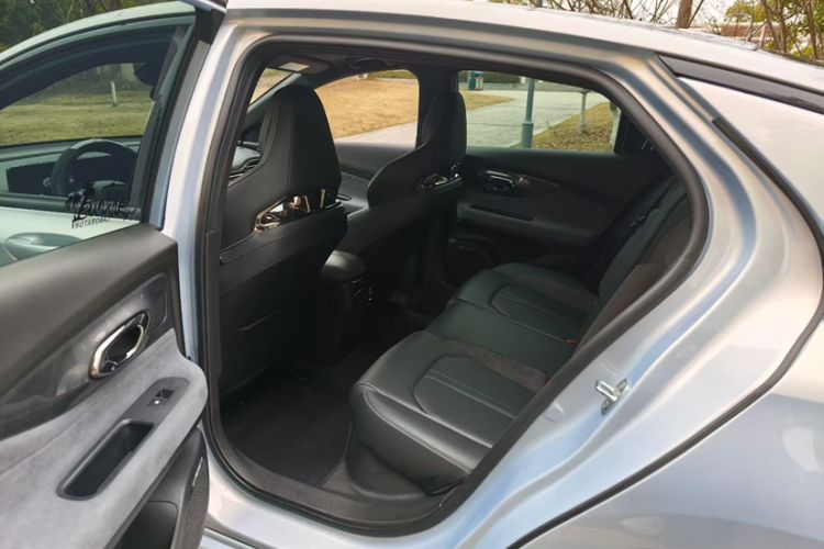 Used GAC Trumpchi EMPOW 2024 400T Automatic Yingbao R PRO Edition