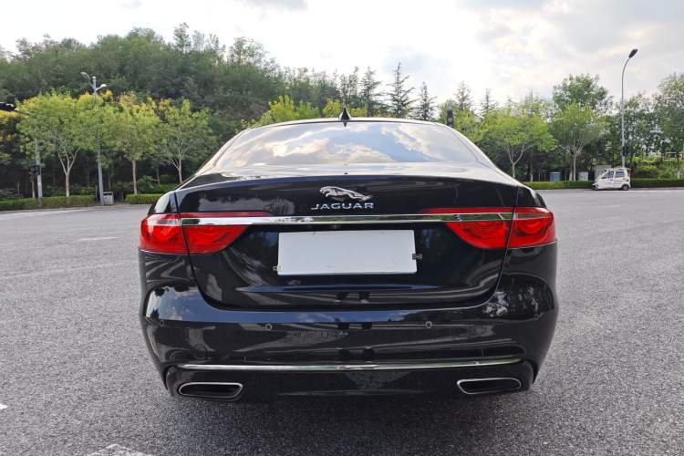 Used Jaguar XFL 2018 XFL 2.0T 250 PS Premium Edition