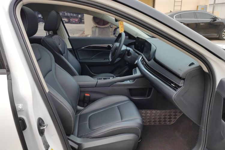 Used Bestune B70 2025 Dragon Edition 1.5T Enjoyment Model