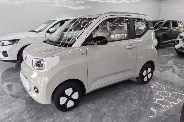 Used Wuling Hongguang MINIEV 2024 3rd Generation 215km Youth Edition