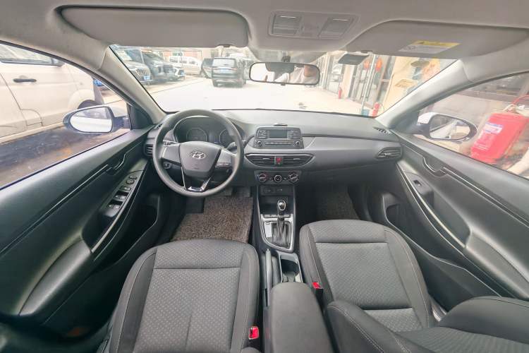 Used Hyundai Celesta 2020 1.6L Automatic GL Enjoyable Edition