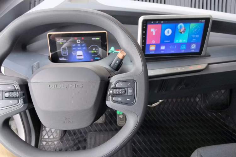 Used Wuling NAMMIEV 2021 - Play Edition