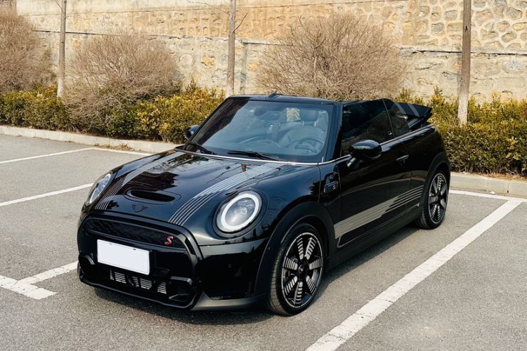 Used MINI 2023 Second Facelift 2.0T COOPER S CABRIO Artist