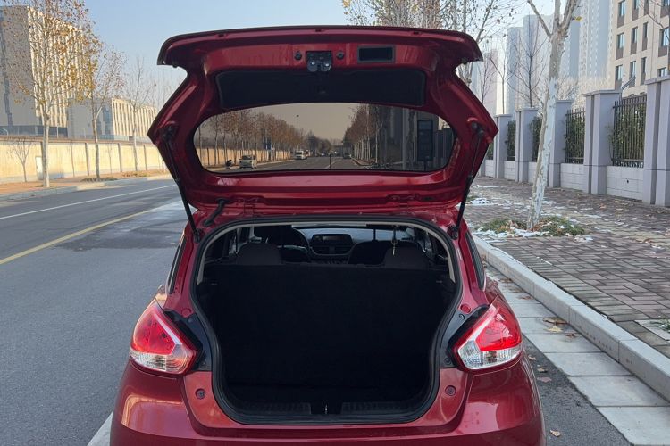 Used Baojun 310 2016 1.2L manual Comfort trim level