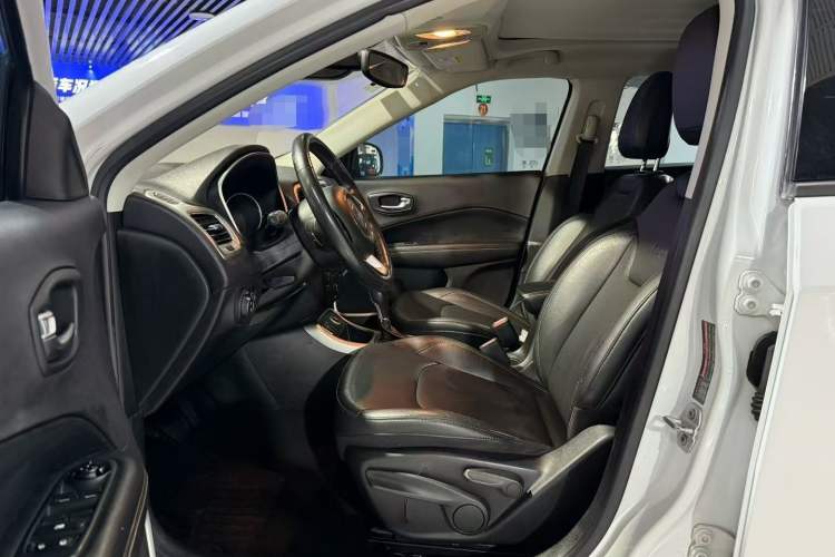 Used Jeep Compass 2017 200T Automatic Family Edition