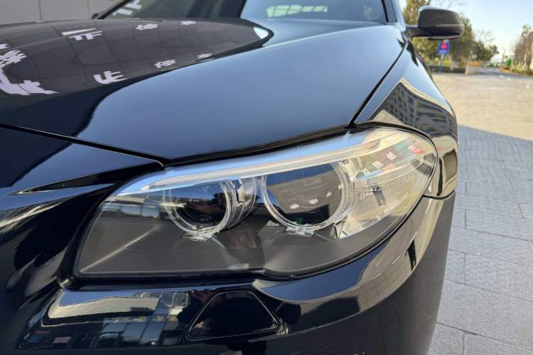 Used BMW 5 Series 2017 525Li Leading Model