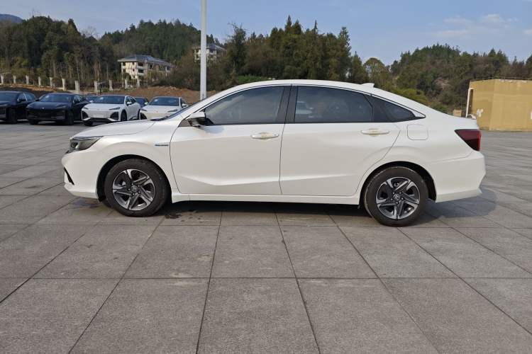 Used Honda Envix 2021 Rui Hybrid 1.5L Pure Comfort Edition